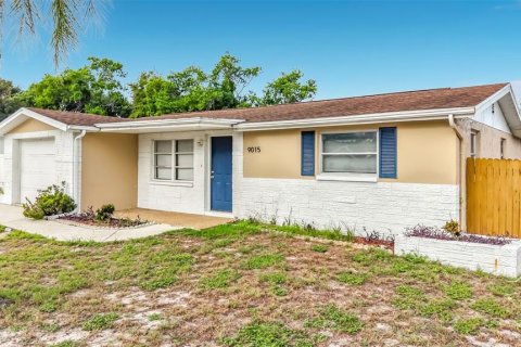 Villa ou maison à vendre à Port Richey, Floride: 3 chambres, 109.25 m2 № 2389170 - photo 2