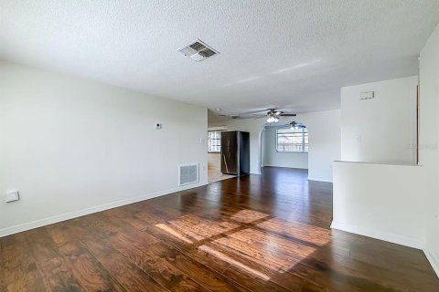 Villa ou maison à vendre à Port Richey, Floride: 3 chambres, 109.25 m2 № 2389170 - photo 3