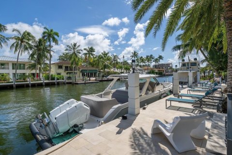 Casa en venta en Fort Lauderdale, Florida, 6 dormitorios, 762.36 m2 № 2081877 - foto 17