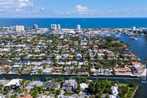 Casa en venta en Fort Lauderdale, Florida, 6 dormitorios, 762.36 m2 № 2081877 - foto 7