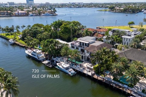 Casa en venta en Fort Lauderdale, Florida, 6 dormitorios, 762.36 m2 № 2081877 - foto 1