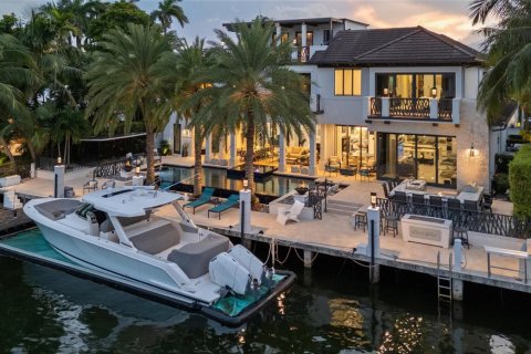 Casa en venta en Fort Lauderdale, Florida, 6 dormitorios, 762.36 m2 № 2081877 - foto 4