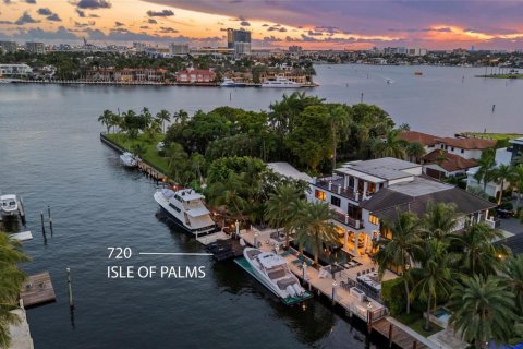 Casa en venta en Fort Lauderdale, Florida, 6 dormitorios, 762.36 m2 № 2081877 - foto 3