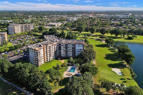 Copropriété à vendre à Pembroke Pines, Floride: 2 chambres, 108.7 m2 № 2084205 - photo 26
