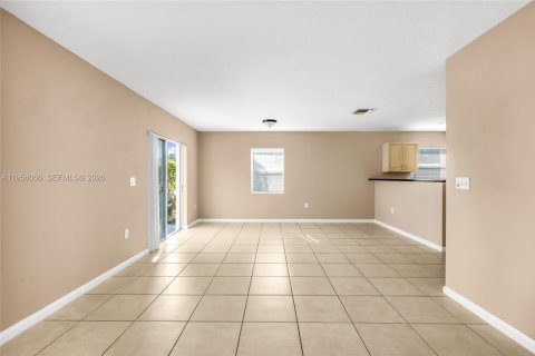 Villa ou maison à vendre à Deerfield Beach, Floride: 3 chambres, 138.05 m2 № 2020437 - photo 8