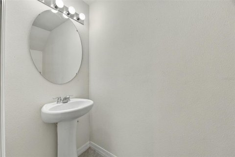 Touwnhouse à vendre à Kissimmee, Floride: 3 chambres, 155.52 m2 № 2411630 - photo 11