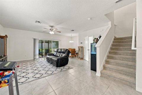 Touwnhouse à vendre à Kissimmee, Floride: 3 chambres, 155.52 m2 № 2411630 - photo 4