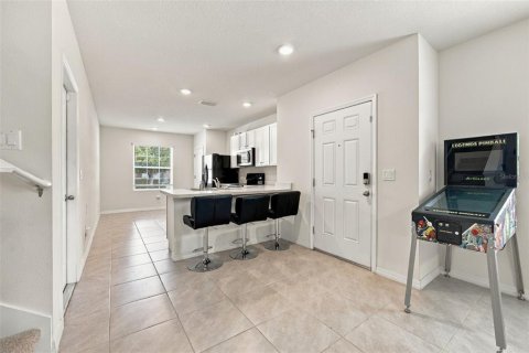 Touwnhouse à vendre à Kissimmee, Floride: 3 chambres, 155.52 m2 № 2411630 - photo 7