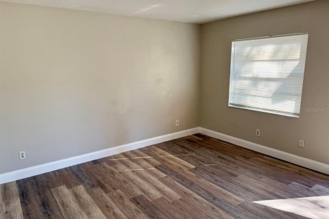 Appartement à louer à Tampa, Floride: 2 chambres, 75.44 m2 № 2101376 - photo 3