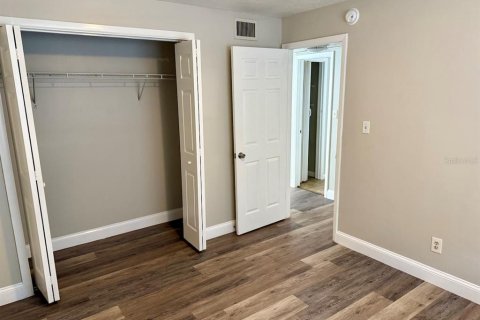 Appartement à louer à Tampa, Floride: 2 chambres, 75.44 m2 № 2101376 - photo 13