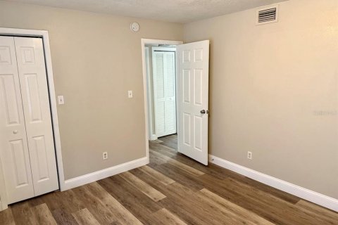 Appartement à louer à Tampa, Floride: 2 chambres, 75.44 m2 № 2101376 - photo 12