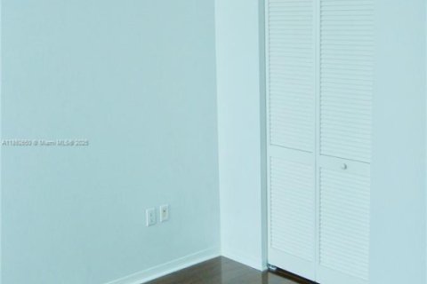 Copropriété à louer à Miami, Floride: 1 chambre, 59.36 m2 № 1946395 - photo 11