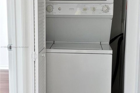 Copropriété à louer à Miami, Floride: 1 chambre, 59.36 m2 № 1946395 - photo 17