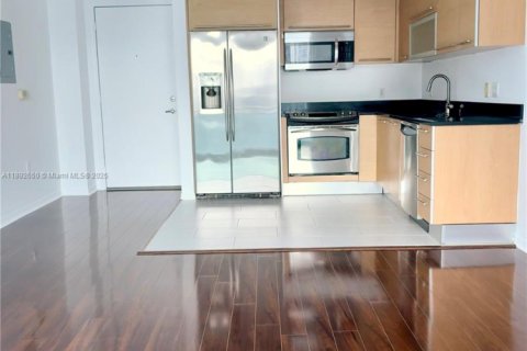 Copropriété à louer à Miami, Floride: 1 chambre, 59.36 m2 № 1946395 - photo 6