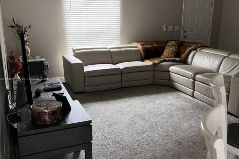Casa en alquiler en Ocala, Florida, 3 dormitorios, 119.84 m2 № 2422950 - foto 7