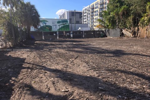 Купить коммерческую недвижимость в Майами, Флорида № 2045052 - фото 3