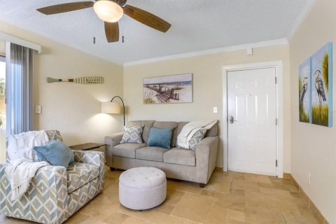 Condominio en venta en Belleair Beach, Florida, 1 dormitorio, 39.02 m2 № 2103070 - foto 6