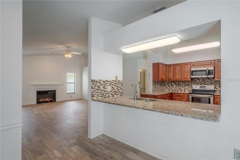 House in Palm Harbor, Florida 4 bedrooms, 208.75 sq.m. № 1783516 - photo 16