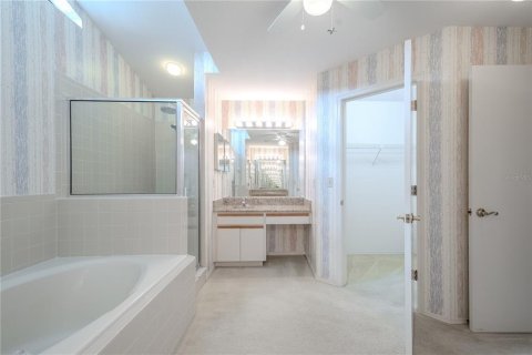 House in Palm Harbor, Florida 4 bedrooms, 208.75 sq.m. № 1783516 - photo 29