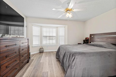 Townhouse in Jacksonville, Florida 3 bedrooms № 1867659 - photo 17