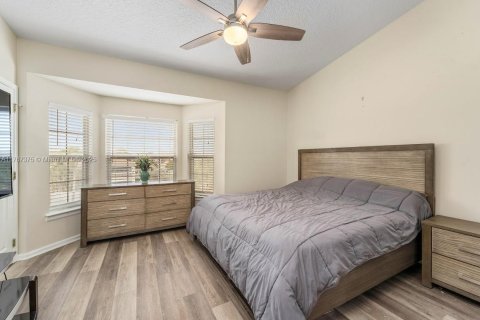 Townhouse in Jacksonville, Florida 3 bedrooms № 1867659 - photo 20