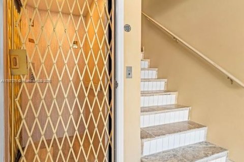 Townhouse in Jacksonville, Florida 3 bedrooms № 1867659 - photo 24