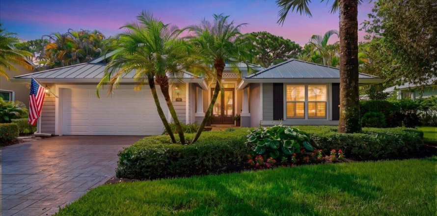 Villa ou maison à Hobe Sound, Floride 3 chambres, 185.43 m2 № 2343973