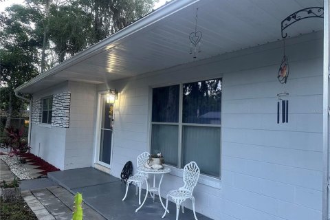 House in Palatka, Florida 3 bedrooms, 105.82 sq.m. № 1781345 - photo 2