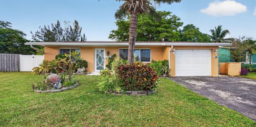 Villa ou maison à Sunrise, Floride 3 chambres, 169.64 m2 № 2415625