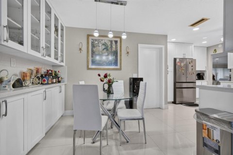 Villa ou maison à vendre à Sunrise, Floride: 3 chambres, 169.64 m2 № 2415625 - photo 18