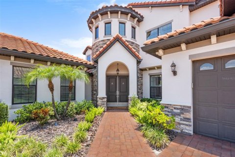 Casa en venta en Tampa, Florida, 6 dormitorios, 500 m2 № 1416588 - foto 2
