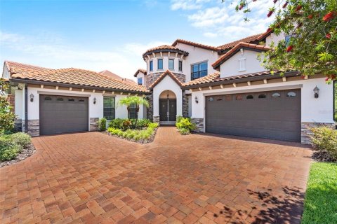 Casa en venta en Tampa, Florida, 6 dormitorios, 500 m2 № 1416588 - foto 1