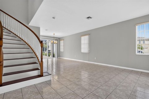 House in Wellington, Florida 5 bedrooms, 293.2 sq.m. № 2178983 - photo 4