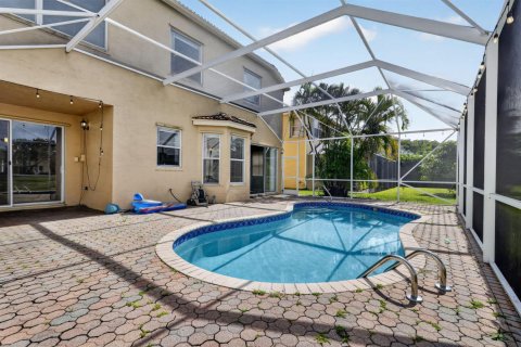 House in Wellington, Florida 5 bedrooms, 293.2 sq.m. № 2178983 - photo 29