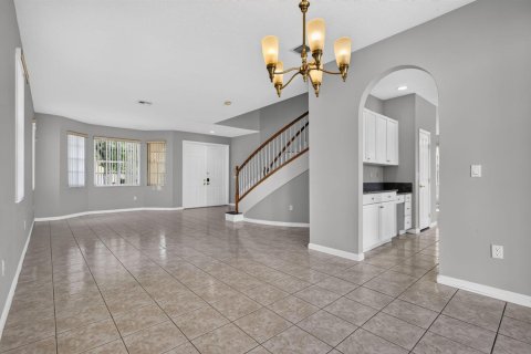 House in Wellington, Florida 5 bedrooms, 293.2 sq.m. № 2178983 - photo 7