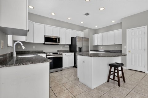 House in Wellington, Florida 5 bedrooms, 293.2 sq.m. № 2178983 - photo 21