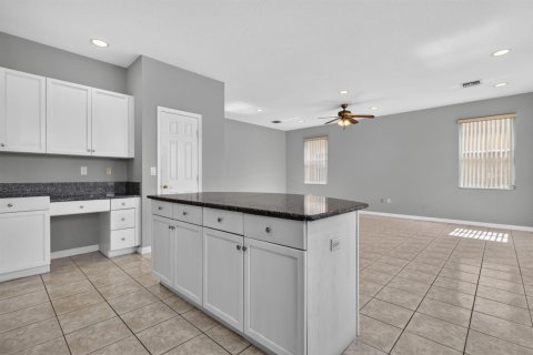 House in Wellington, Florida 5 bedrooms, 293.2 sq.m. № 2178983 - photo 24