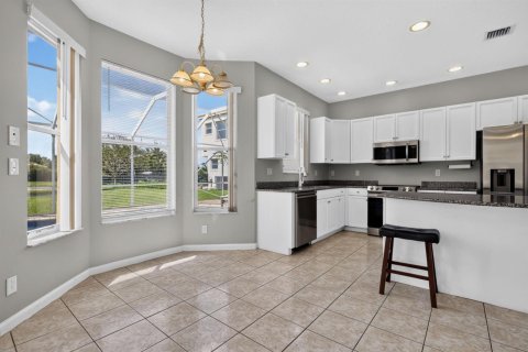 House in Wellington, Florida 5 bedrooms, 293.2 sq.m. № 2178983 - photo 18