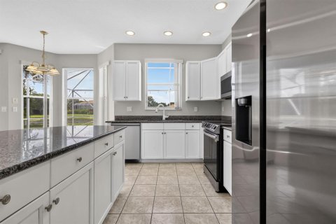 House in Wellington, Florida 5 bedrooms, 293.2 sq.m. № 2178983 - photo 22