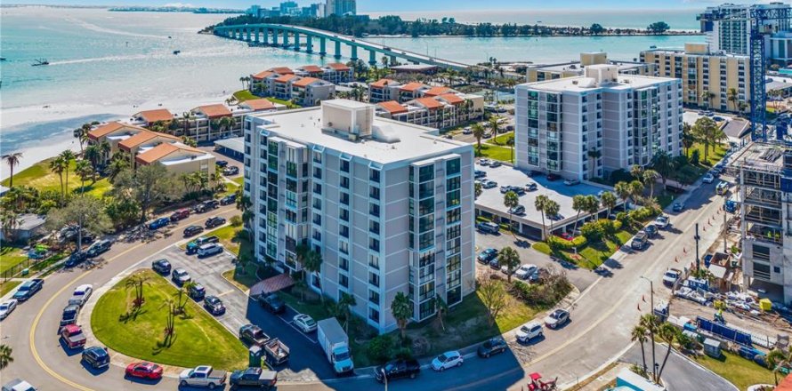 Condo à Clearwater, Floride, 3 chambres  № 1568387