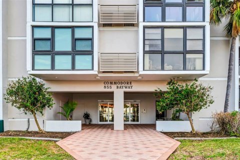 Condo in Clearwater, Florida, 3 bedrooms  № 1568387 - photo 2
