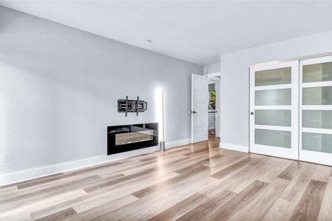 Copropriété à louer à Clearwater, Floride: 3 chambres, 181.16 m2 № 1568387 - photo 16