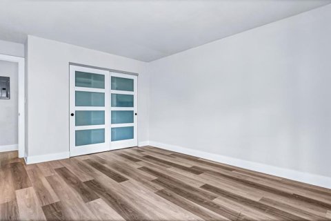 Copropriété à louer à Clearwater, Floride: 3 chambres, 181.16 m2 № 1568387 - photo 17