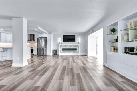 Copropriété à louer à Clearwater, Floride: 3 chambres, 181.16 m2 № 1568387 - photo 11