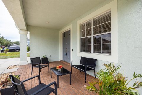 Casa en venta en Spring Hill, Florida, 3 dormitorios, 250.28 m2 № 2233901 - foto 6