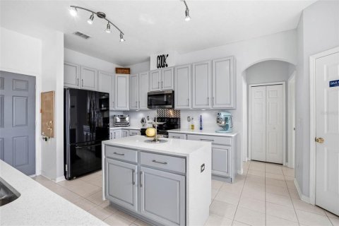 Casa en venta en Spring Hill, Florida, 3 dormitorios, 250.28 m2 № 2233901 - foto 14