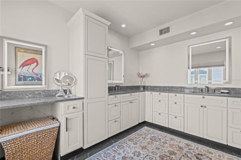 Condo in Bradenton, Florida, 3 bedrooms № 2115383 - photo 25