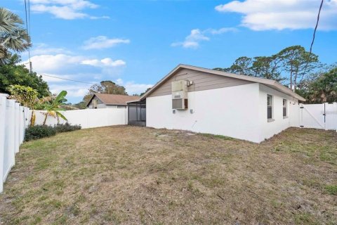 Villa ou maison à louer à Sarasota, Floride: 2 chambres, 80.92 m2 № 1846794 - photo 14