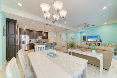 Condo in Bradenton, Florida, 2 bedrooms  № 2378372 - photo 14