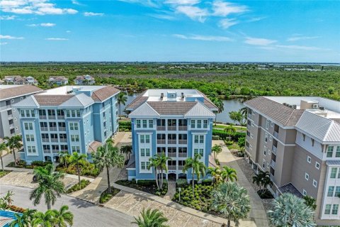 Condo in Bradenton, Florida, 2 bedrooms  № 2378372 - photo 3